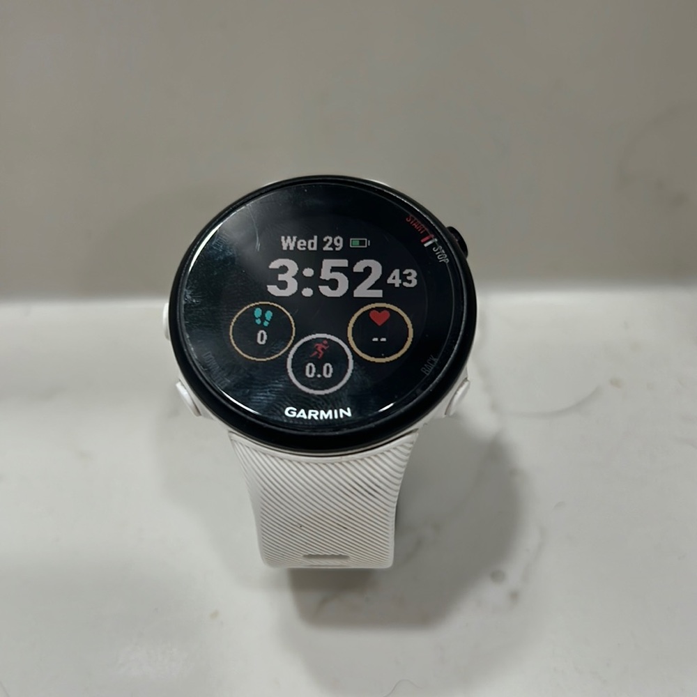 Garmin Forerunner 235